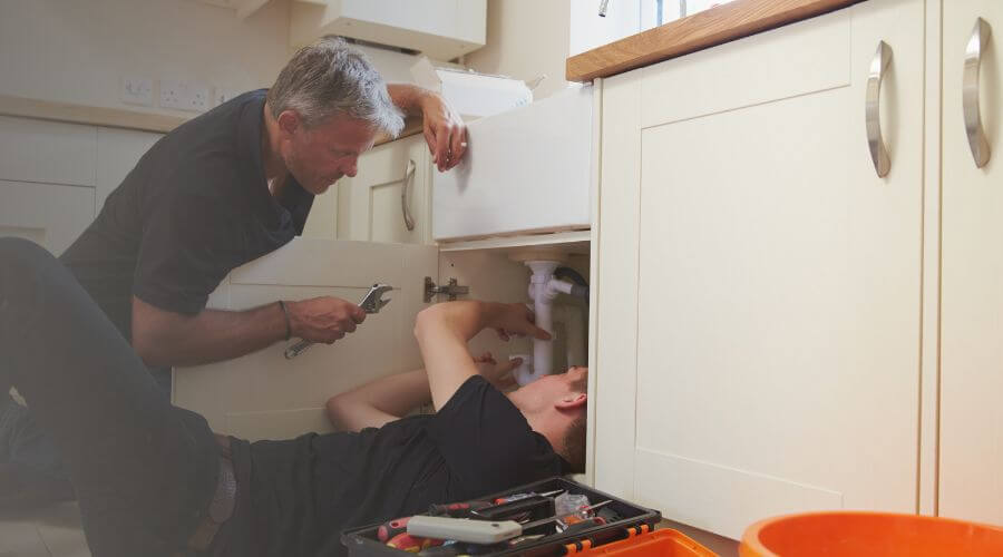 Expert burst pipe repair services in Fresno, TX